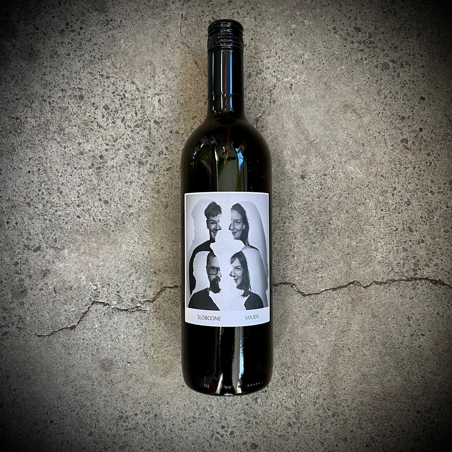 Slobodné, Majer (white), Zemianske Sady, Slovakia