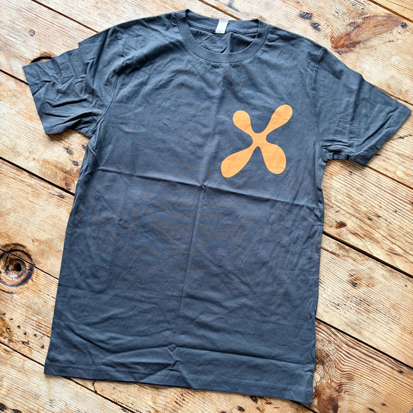GlouGlou Team T-shirts  - charcoal with orange print