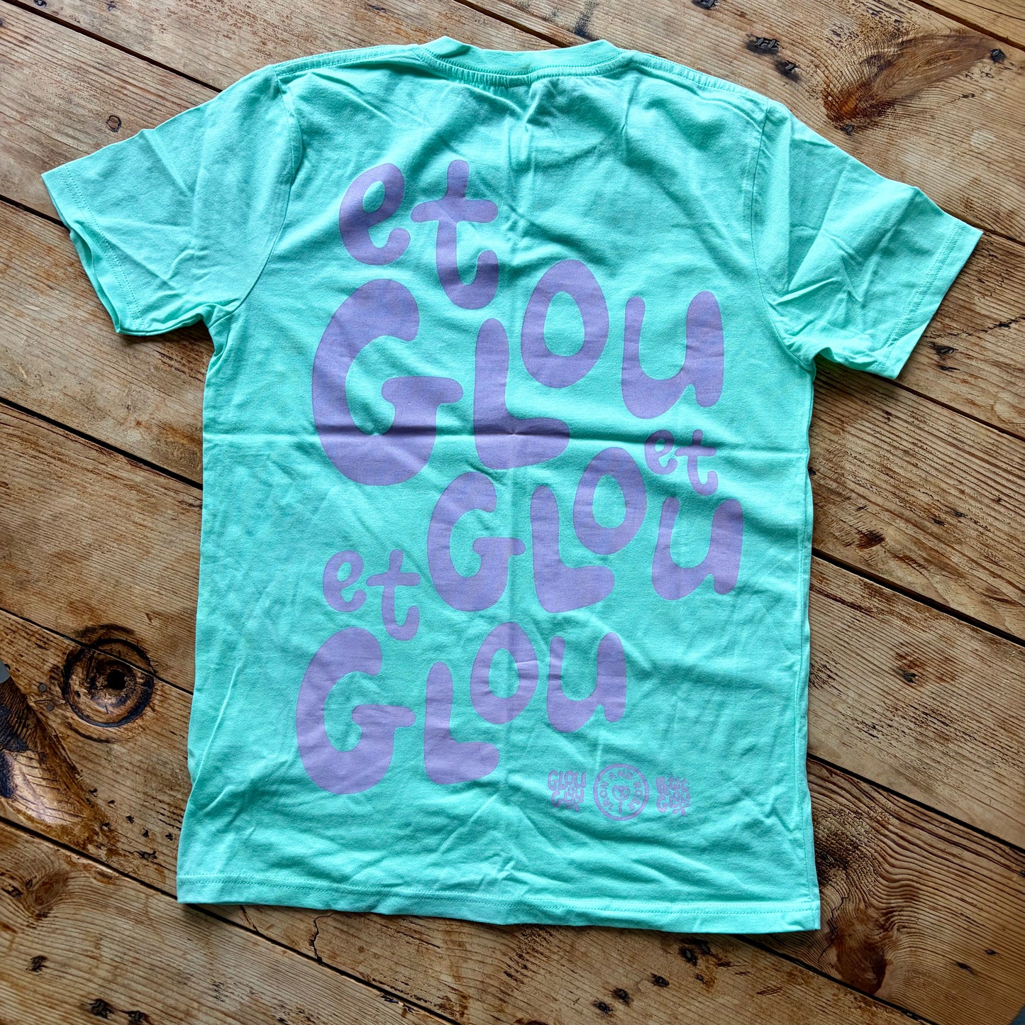 GlouGlou Team T-shirts  - mint green with lavender print