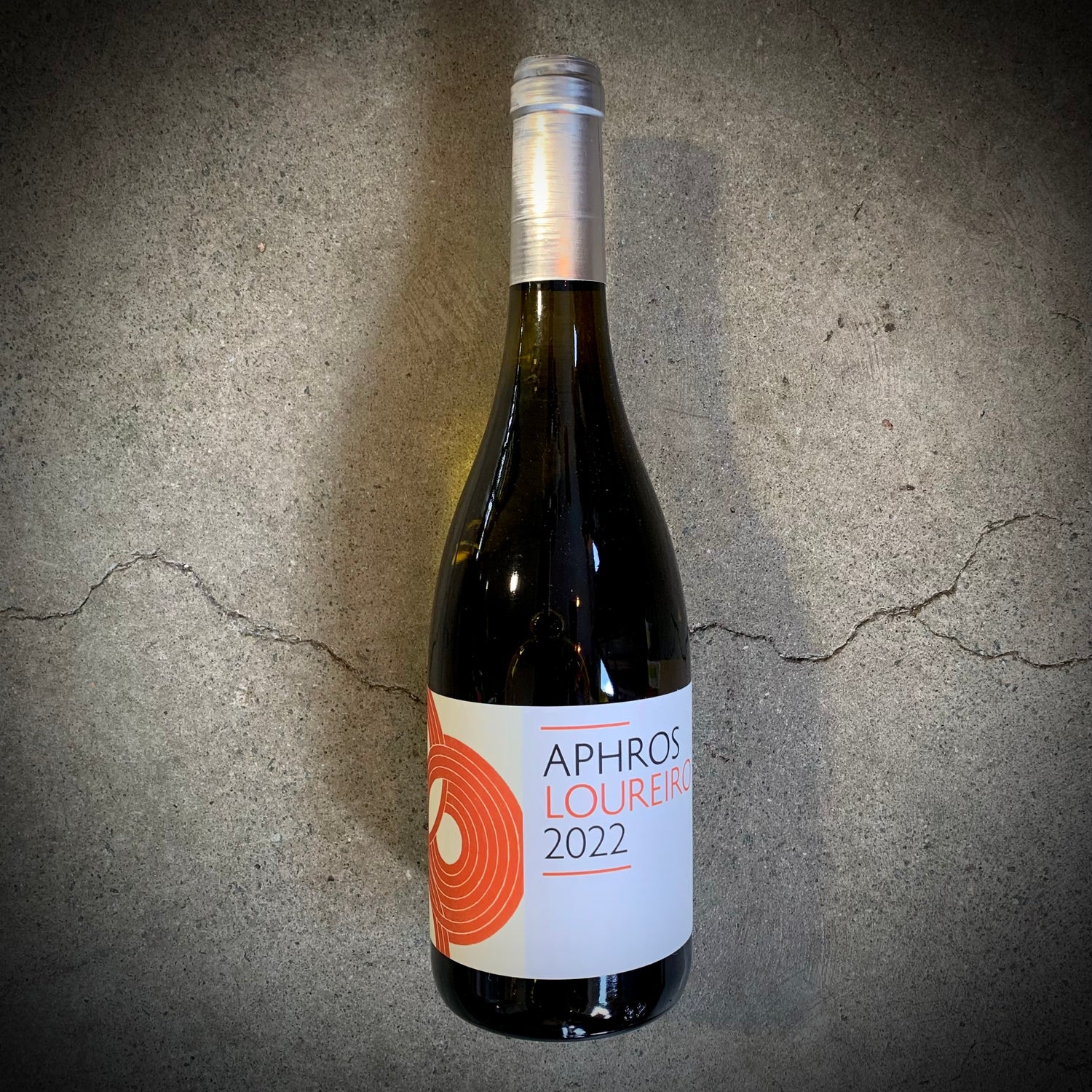 Aphros Aphros, Vinho Verde Branco, Loureiro, Portugal – Iron & Rose