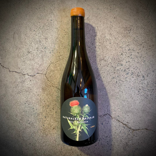 Azul y Garanza, Naturaleza Salvaje Blanco, Navarra, Spain